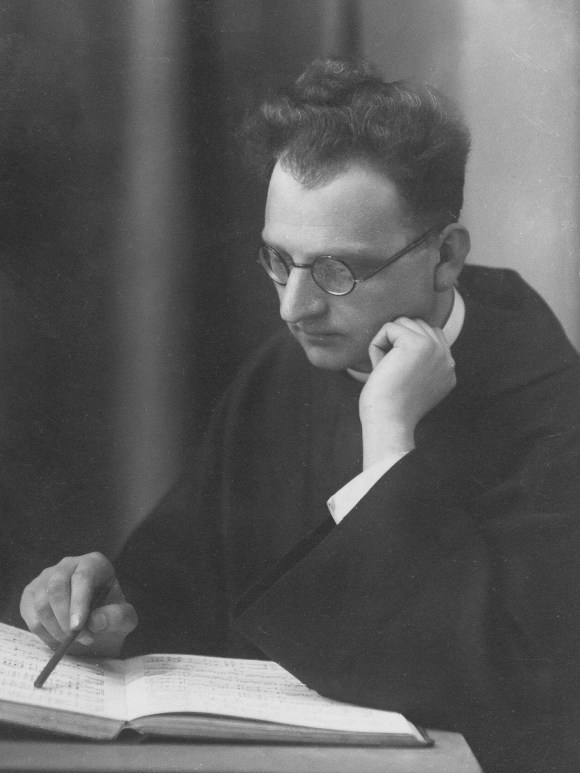 Free Bootstrap Template by uicookies.com